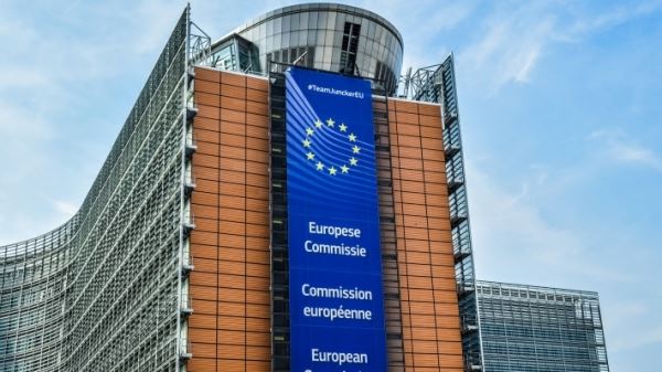Антикризисный фонд Еврокомиссии загоняет страны ЕС в добровольные долги до 2058 года