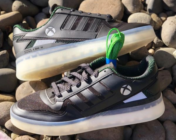 Не только Nike и Sony выпустят совместные кроссовки - в этом году выйдет линейка обуви Xbox x Adidas